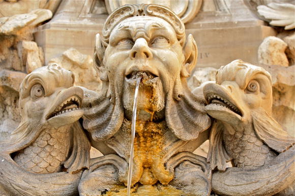 "River Arno" Fountain Decor Closeup #84