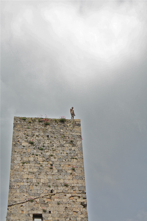 Tower w/Man Statue #114