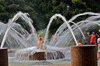 Fountain w/Children Sitting